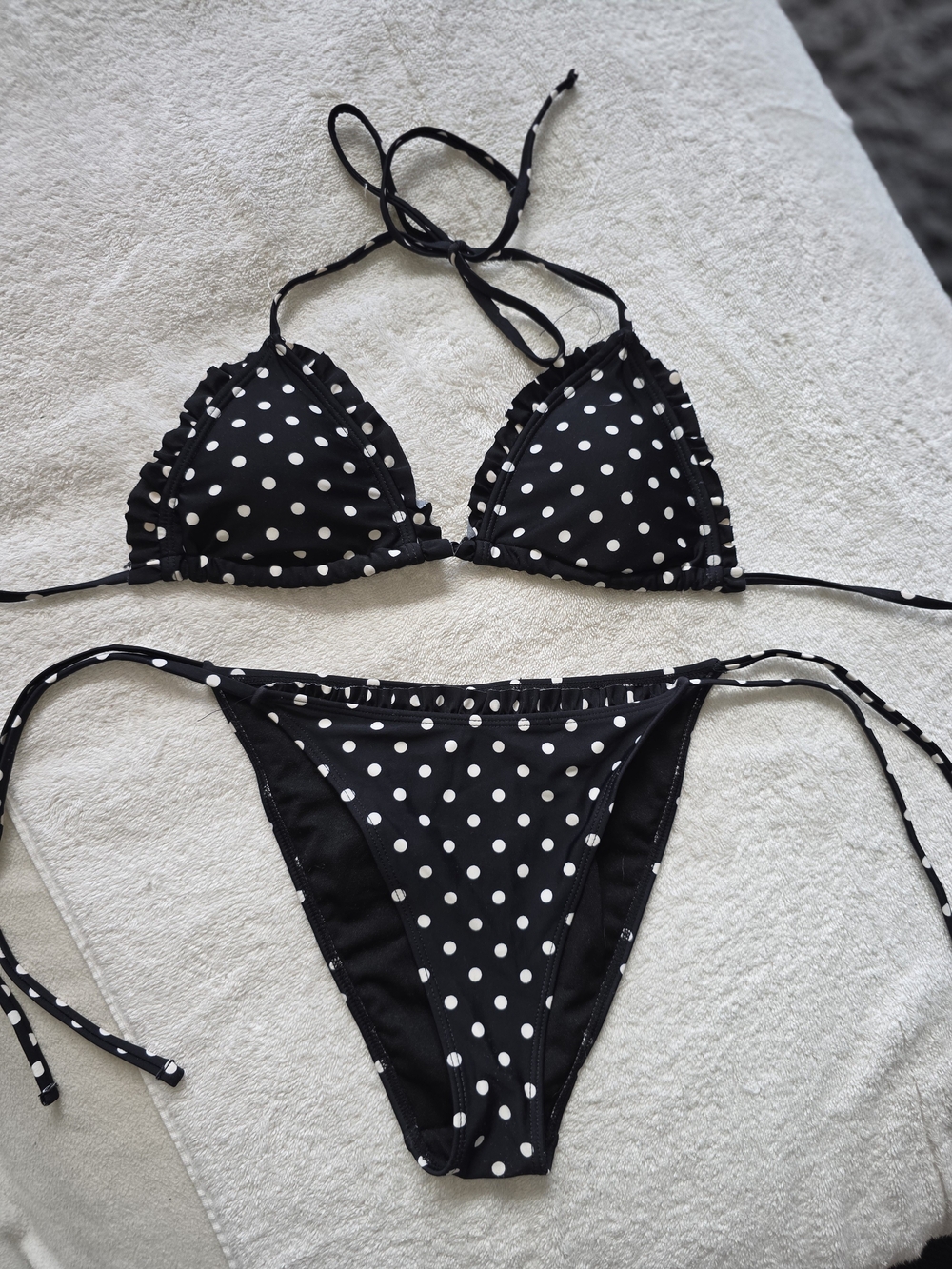 NWOT Forever 21 Black & White Polka Dot String Bikini